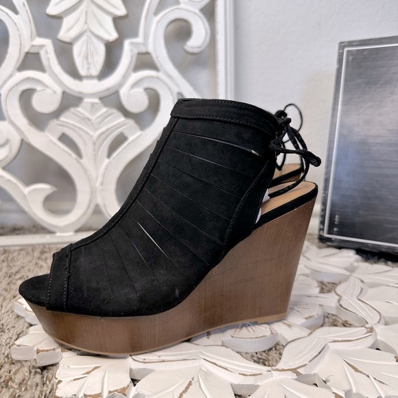 New Women Qupid Suede wedges Slitted Wooden Platform Sandal NEW IN BOX! - Picture 2 of 13